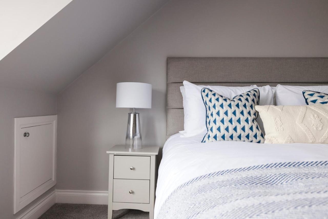 Altido Gorgeous Flat Overlooking Edinburgh Castle Exterior photo