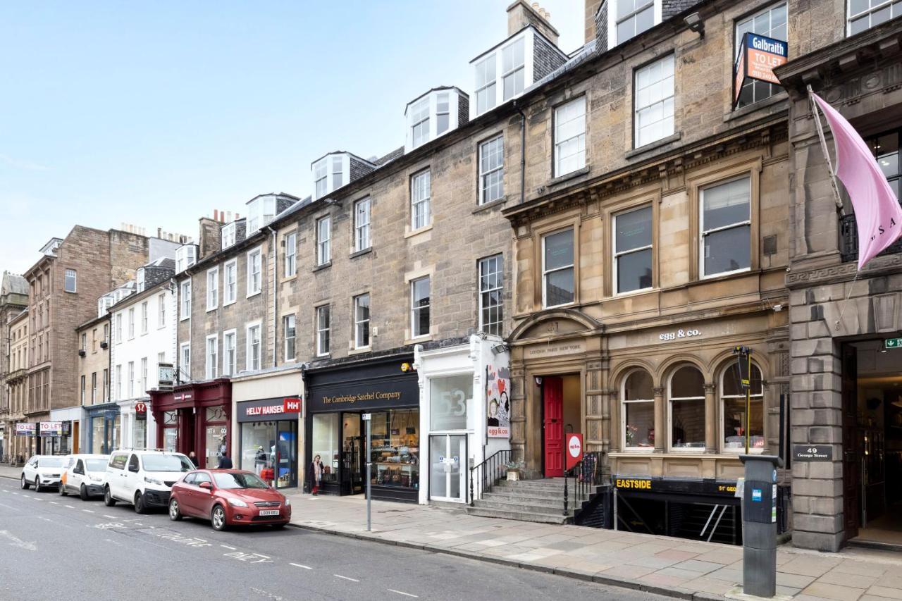 Altido Gorgeous Flat Overlooking Edinburgh Castle Exterior photo